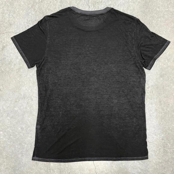 GUESS Los Angeles California T Shirt - Picture 3 of 3